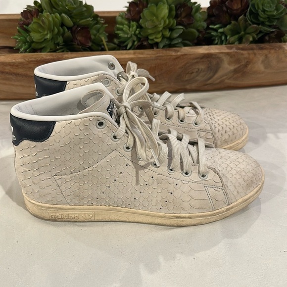 Adidas Stan Smith Mid‎ Snakeskin women’s  Athletic Shoes BB4862 Size 10 - Picture 1 of 6